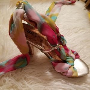 Incredible Tie Up Heels